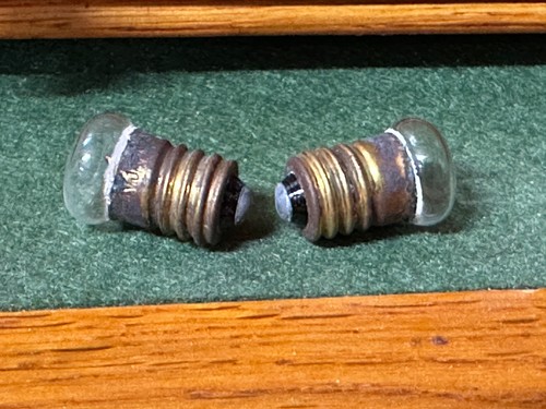 1930 button style flat - 2, 1930's