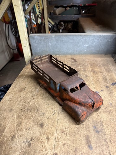 Vtg wyandotte marx delivery - wyandotte,