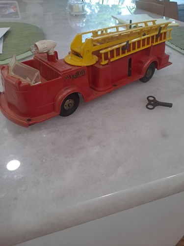 Marx deluxe truck - wind, up